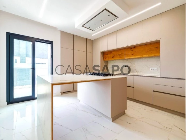 Apartamento de Luxo T3 com 3 Suites, Varandas e 1 Box, no Montijo - Venda Direta Imobiliária - Barreiro