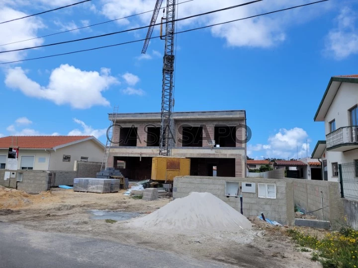 Terreno com Moradia T3 em Construção na Gafanha da Nazaré