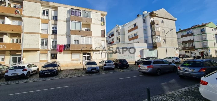 Apartamento T2 para comprar em Sintra