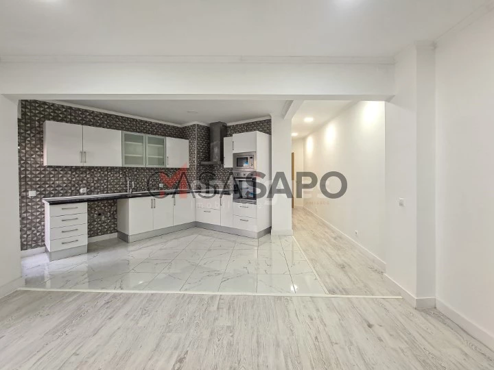 Apartamento T3 Duplex para comprar em Sintra