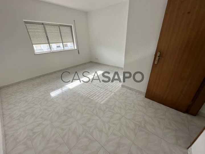 Apartamento T2 para comprar em Sintra