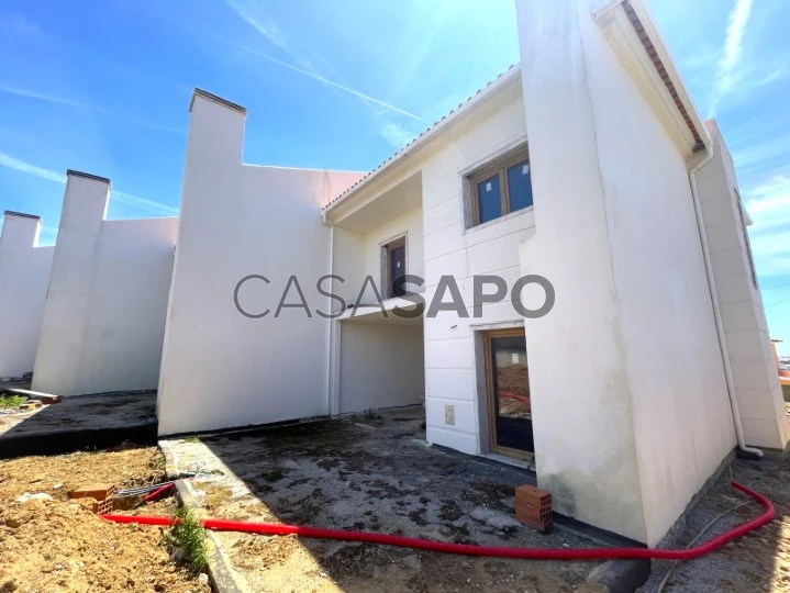 Moradia T3 Duplex para comprar em Torres Vedras