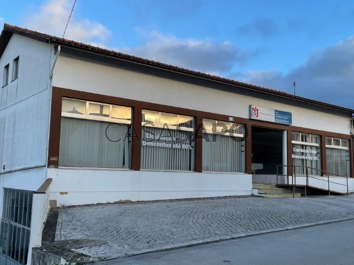 Comercial para comprar em Porto de Mós