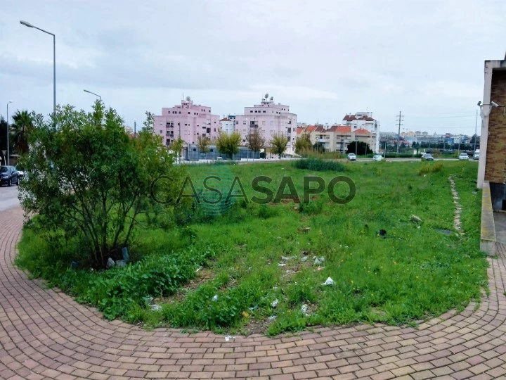 Terreno Urbano para comprar em Loures