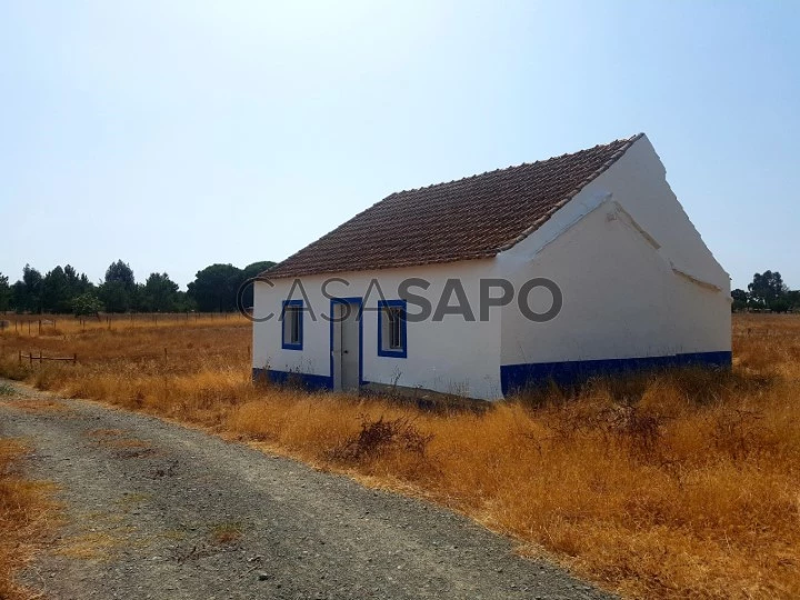 Monte Alentejano com casa típica para reabilitar a 5 minutos de Grândola!