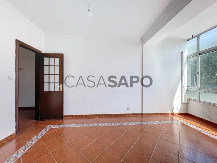 Apartamento T3 para comprar em Almada