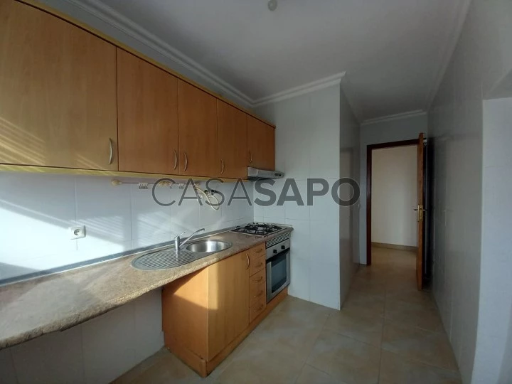 Apartamento T3+1 para comprar em Almada