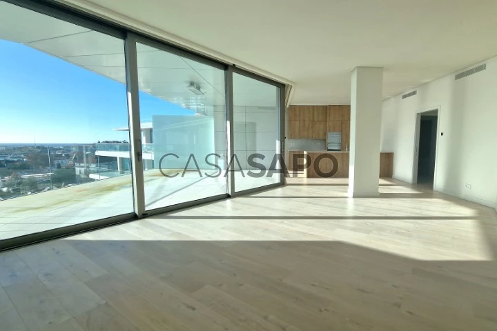 Apartamento T3 para comprar em Cascais