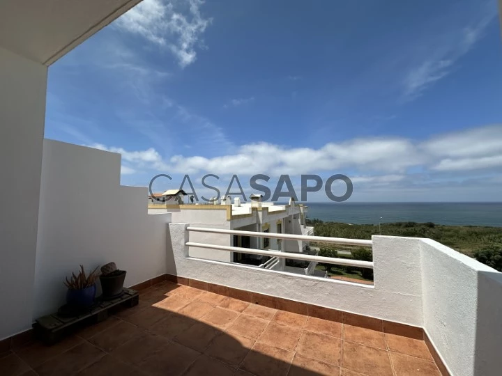 Apartamento T2 Triplex para alugar em Mafra