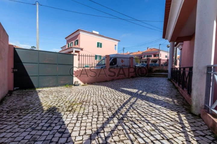 Moradia T5 Duplex para comprar em Sintra