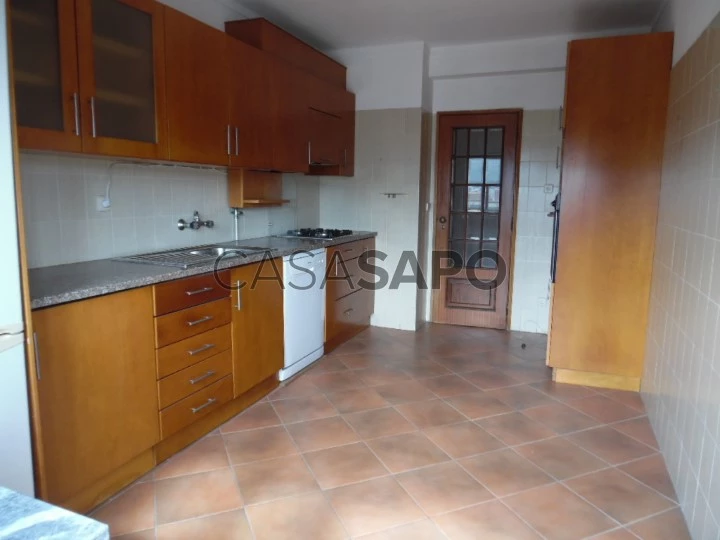 Apartamento T4 para comprar em Coimbra