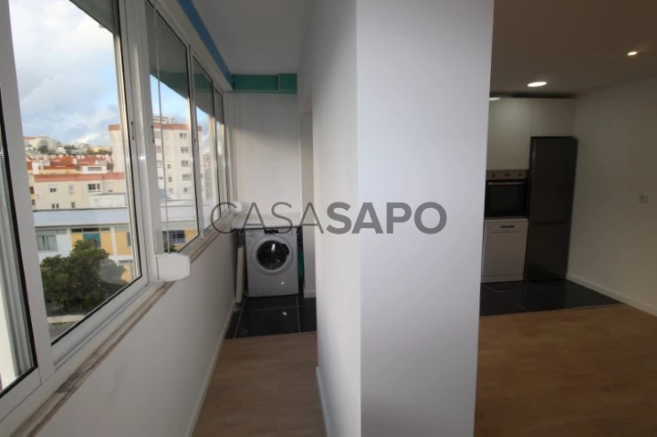 Apartamento T2+1 para comprar na Amadora