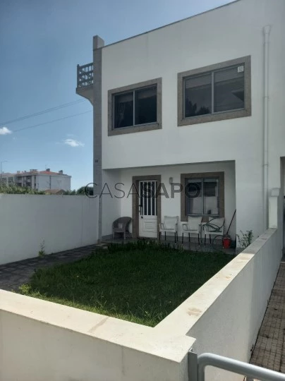 Duplex T4 para comprar em Caminha