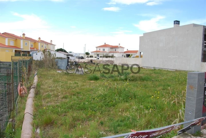 Lote para comprar em Torres Vedras