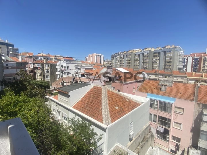 Apartamento T4 para comprar em Oeiras