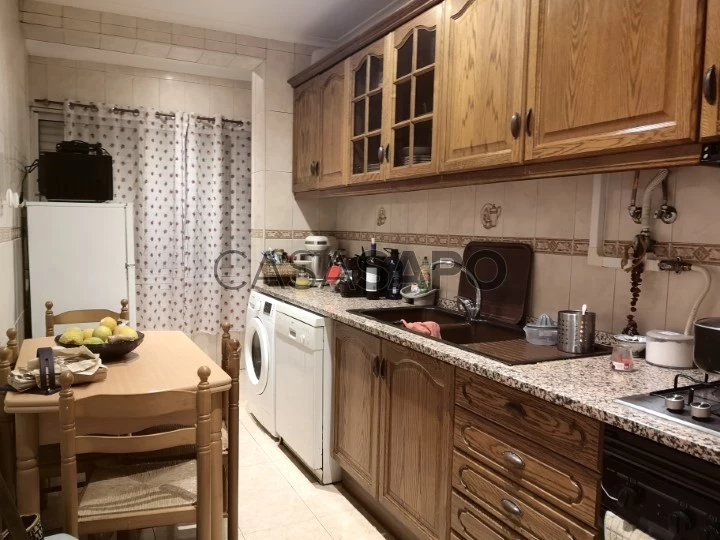 Apartamento T2 Triplex para comprar no Seixal