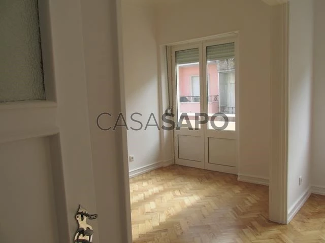 Apartamento T2 para alugar em Sintra