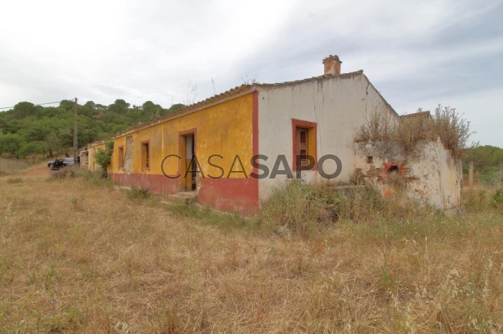 Herdade com 80 Ha e uma ruína - São Bartolomeu Messines