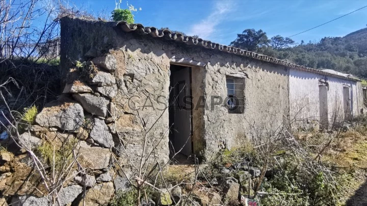 Terreno Misto Com Ruina, Com 1520m2 Área Total, Em Monchique