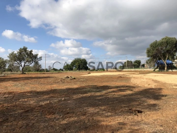 Terreno urbano a 5 minutos da Praia