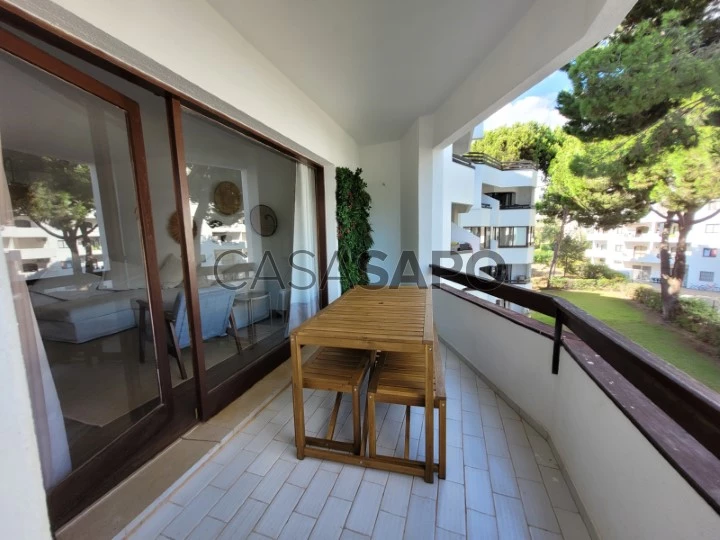 Apartamento de 2 dormitorios en Vilamoura, Algarve