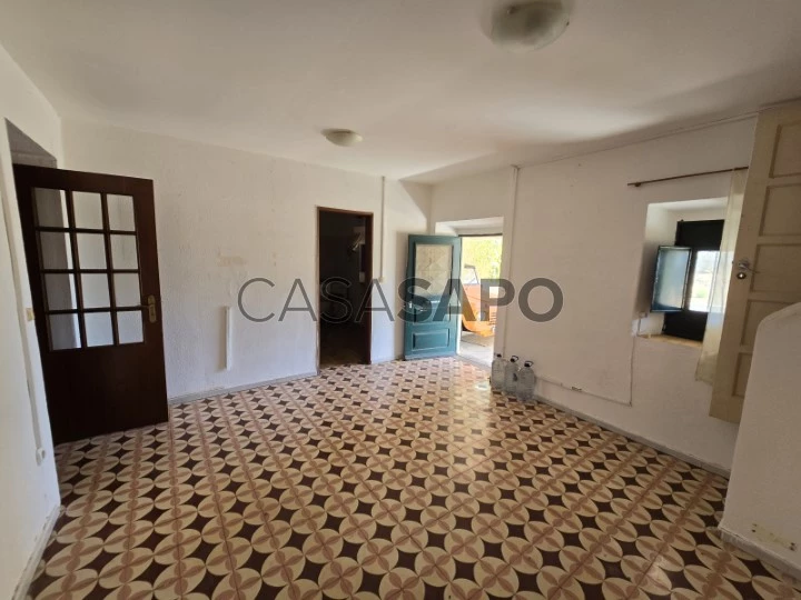 3 bedroom villa with land, Ferreiras