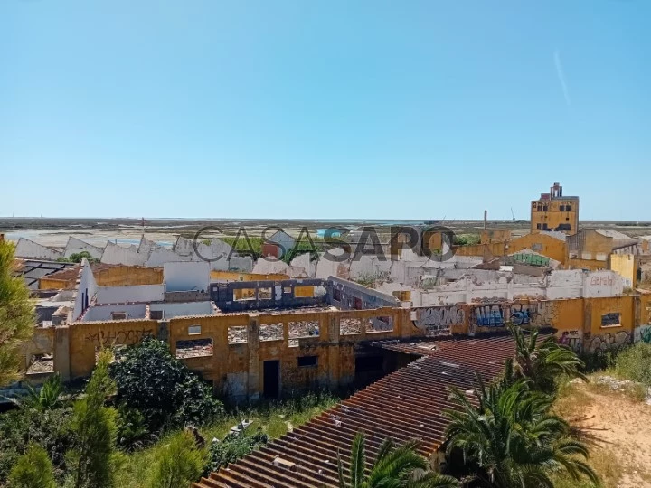 Terreno com grande potencial, junto à Ria Formosa, Faro,. Algarve