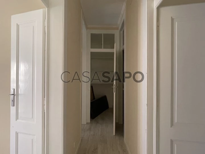Apartamento T3+1 para comprar em Oeiras