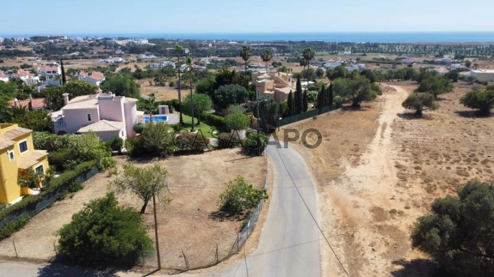 Plot of land with sea views, Guia, Albufeira, Algarve