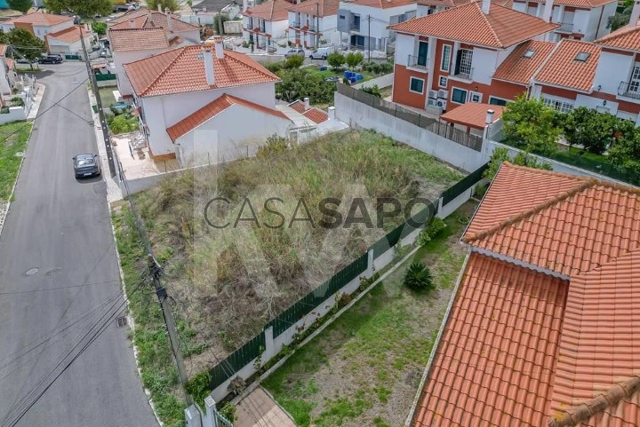 Terreno para comprar em Loures