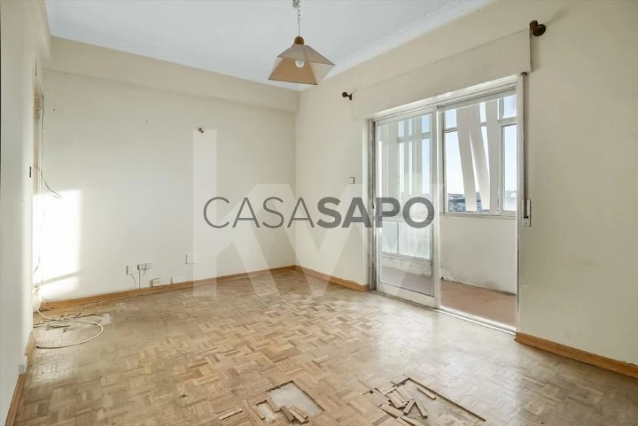 Apartamento T2 para comprar em Sintra