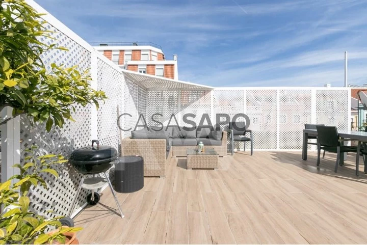 Apartamento T4 Triplex para comprar em Lisboa