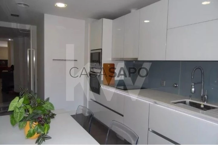 Apartamento T3 para alugar em Cascais