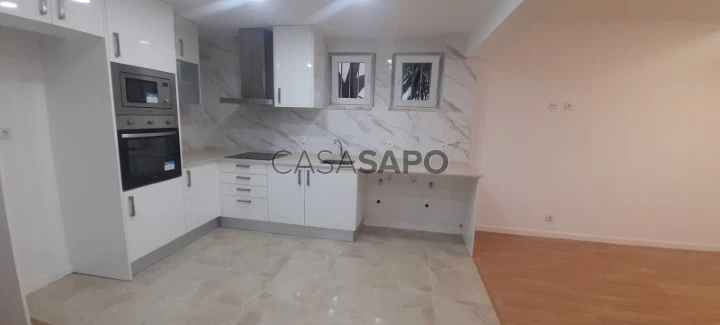 Apartamento T2 para comprar em Sintra