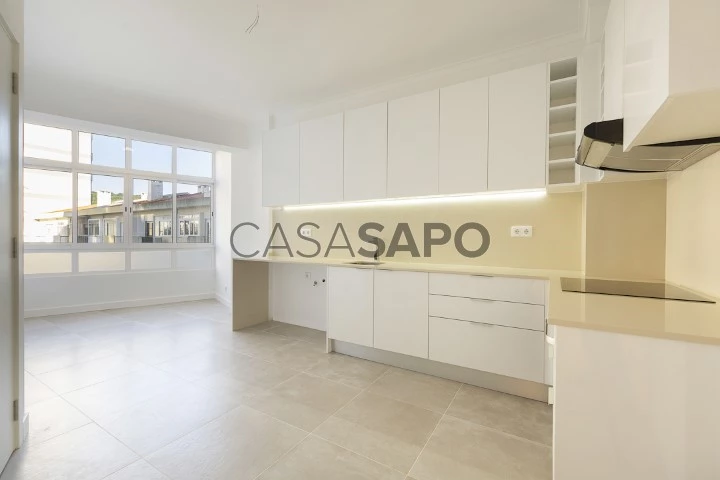 Apartamento T4 para comprar em Oeiras