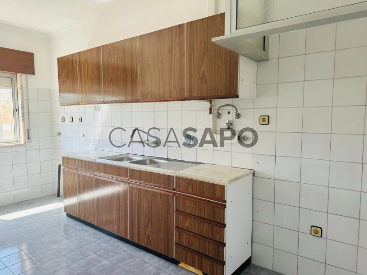 Apartamento T2 para comprar em Sintra