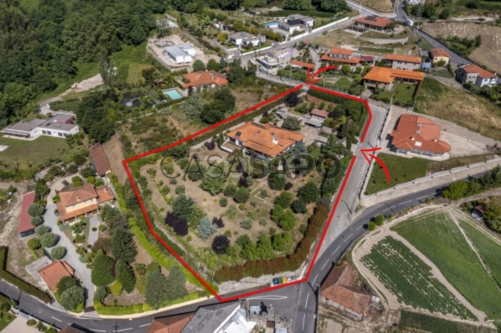 Moradia T5 para comprar em Penafiel