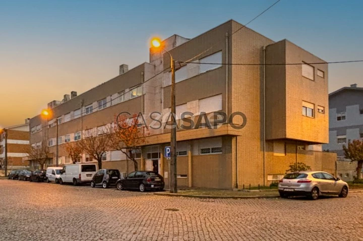 Apartamento T4 para comprar em Maia