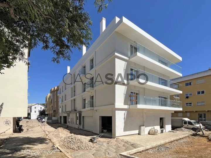 Apartamento T4 para venda em São João do Estoril