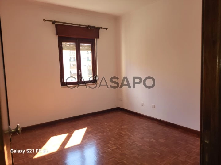 Apartamento T2 para alugar em Loures