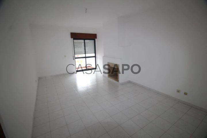 Apartamento T2 para alugar em Loulé