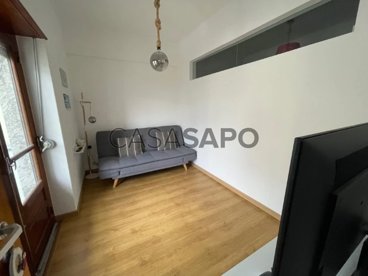 Apartamento T1+1 para comprar em Sintra