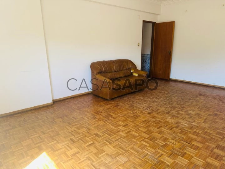 Apartamento T2 para comprar em Sintra