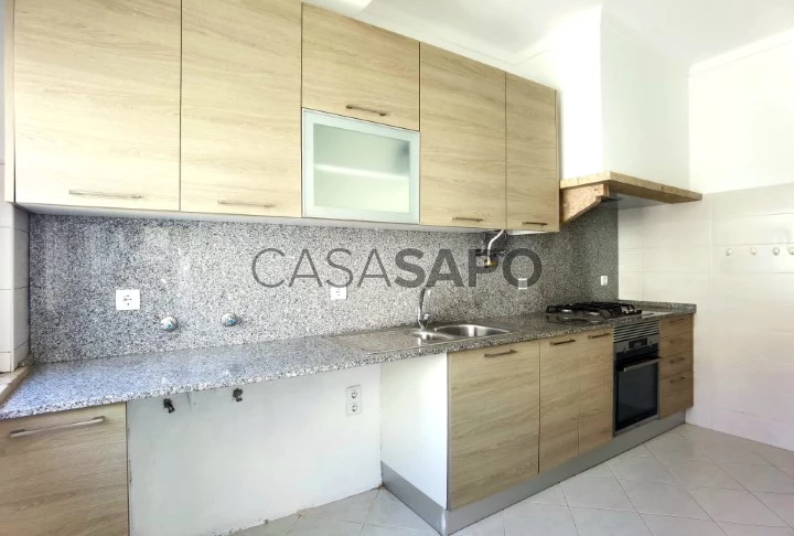 Apartamento T2+1 para comprar em Sintra