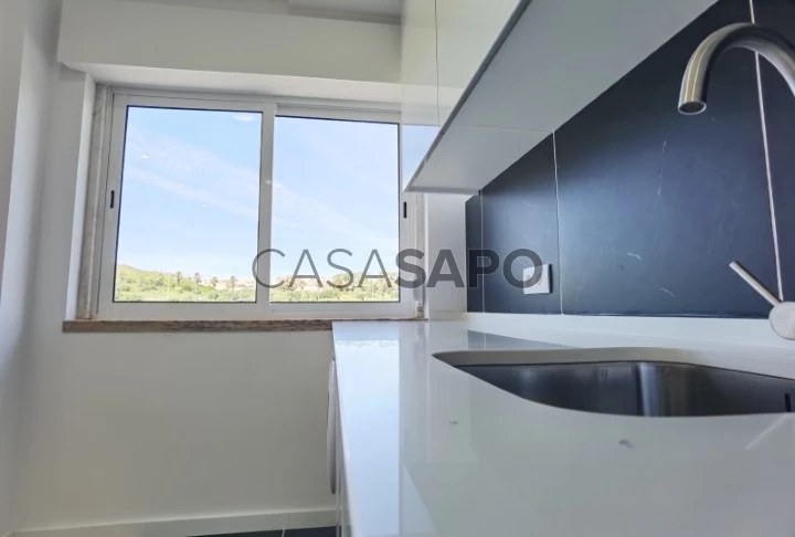 Apartamento T2 para comprar na Amadora