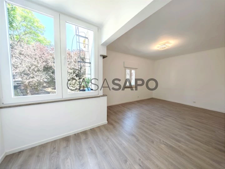 Apartamento T2 para comprar em Oeiras