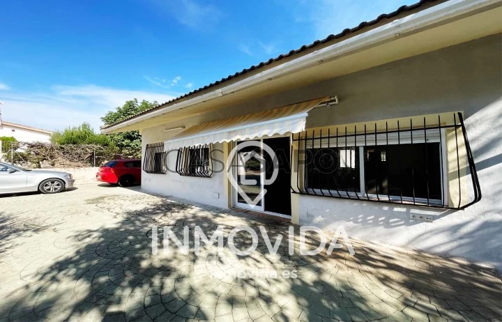 chalet con terreno barxeta buen estado economico inmobiliaria inmovida