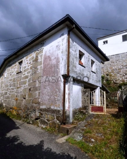 Old House, Monção