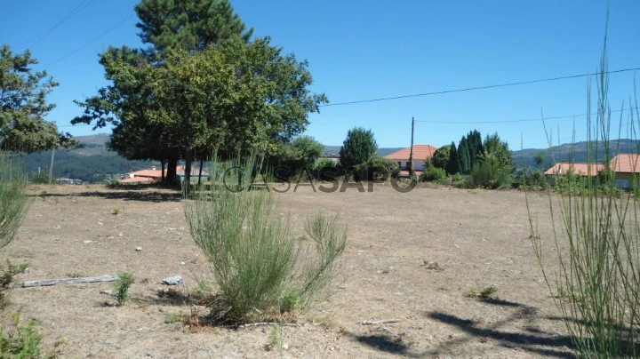 Terreno para comprar em Paredes de Coura