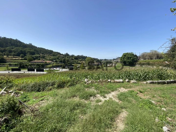 Terreno para comprar em Paredes de Coura